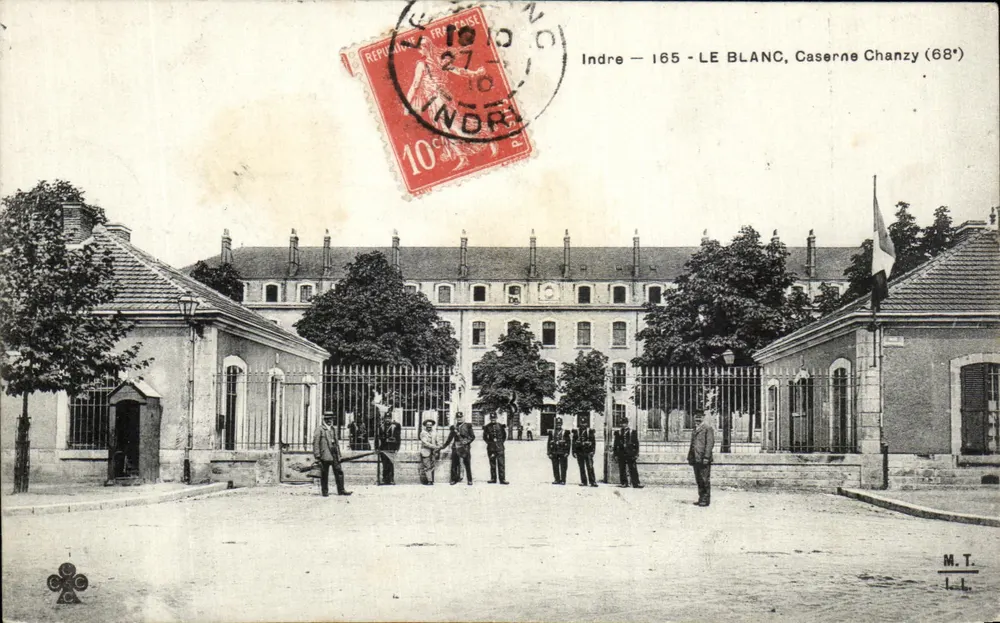 Le Blanc - Kasernen Chanzy — Indre — 165 — Verlag M.T. (68°) - Vorderseite