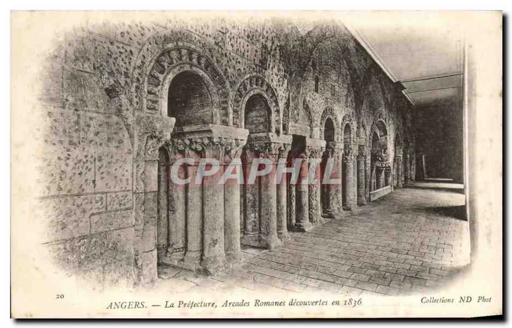 Angers — Die Präfektur, römische Arcaden entdeckt 1836 — Collections ND Phot - Vorderseite