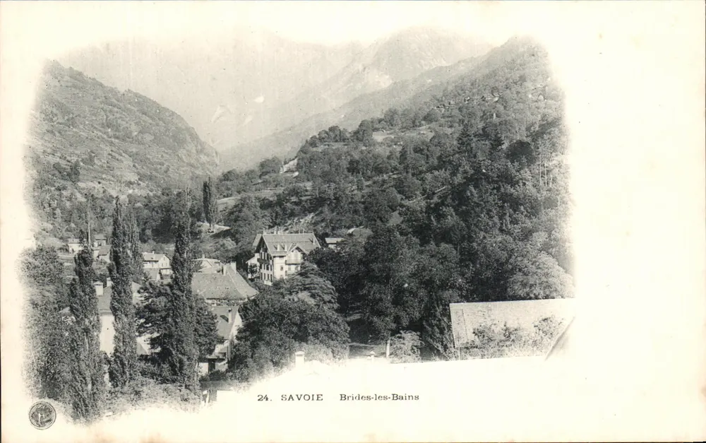 Brides-les-Bains — vista panorâmica do vilarejo encaixado — Coleção do Touring-Club da França, n°24 - Frente