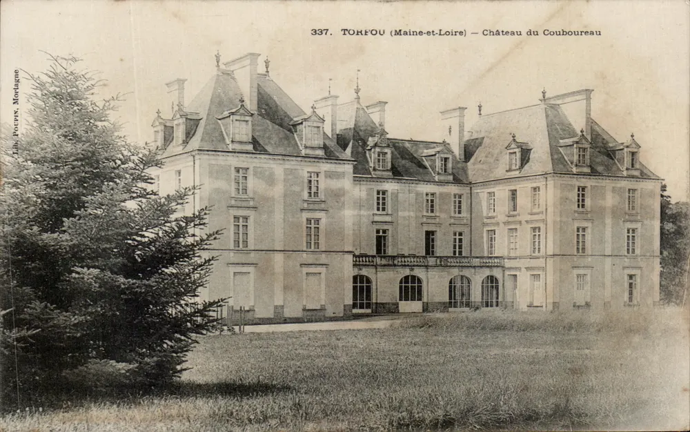 Torfou (Maine-et-Loire) — Castelo do Coubureau — Editor Léon Poëtren, n° 337 - Frente