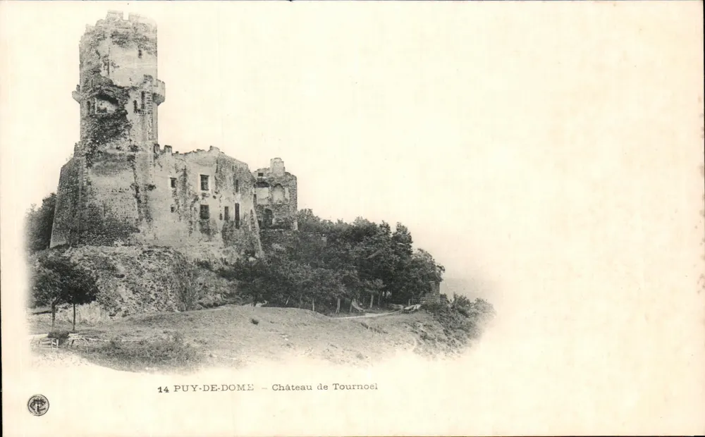 Puy-de-Dôme — Castelo de Tournoel — Coleção do Touring-Club da França - Frente
