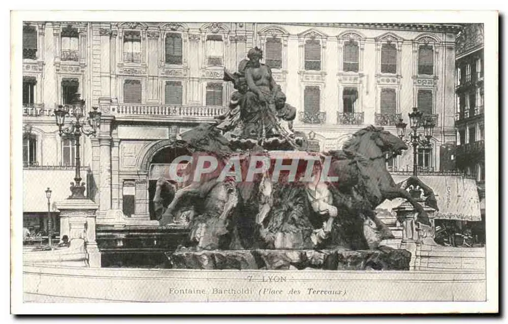 Fontaine Bartholdi - Praça dos Terrenos - Lyon - Frente