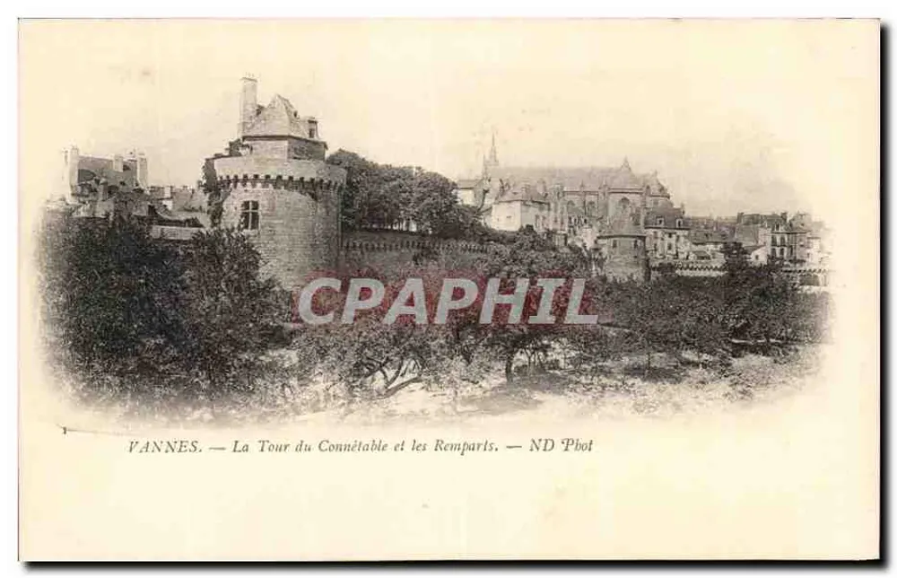 VANNES — Die Tour des Connétable und die Mauern — ND Phot - Vorderseite