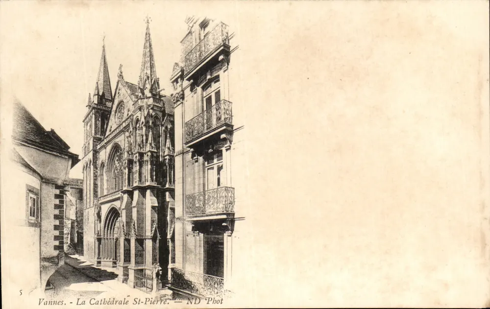 Vannes - A Catedral de São Pedro — ND Phot - Frente