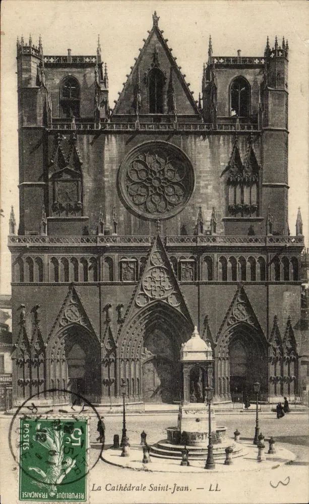 A Catedral São João — LL — Editor LL - Frente