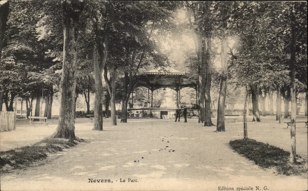 Nevers - O Parque — edição especial N.G. - Frente