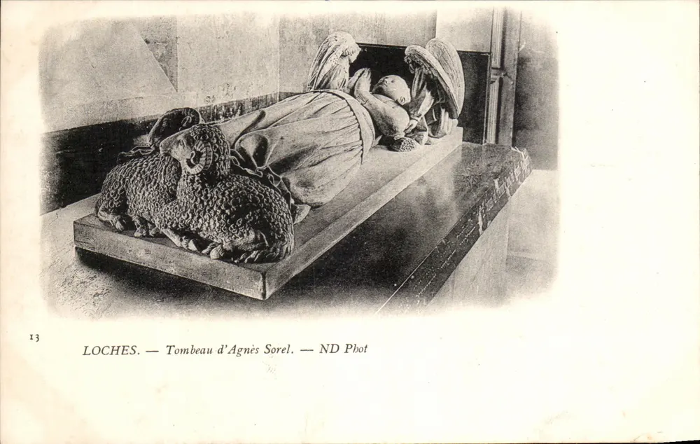 Loches — Túmulo de Agnès Sorel — ND Phot - Frente