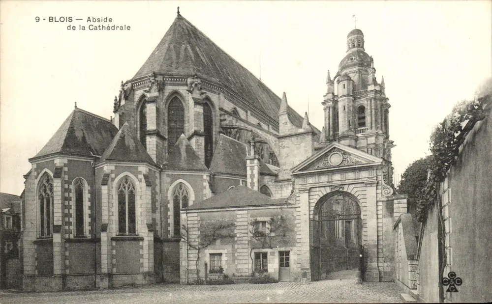 Blois — Abside da Catedral — Editor desconhecido, n° 9 - Frente