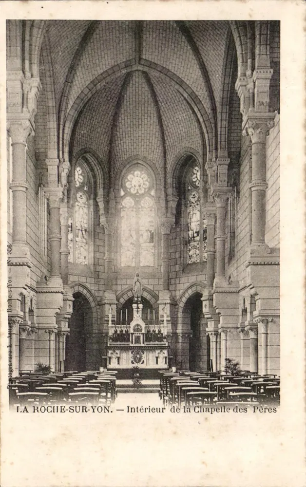 La Roche-sur-Yon — Innere der Kapelle der Väter — Fotograf L. Amiel, Roches-sur-Yon, n° 336 - Vorderseite
