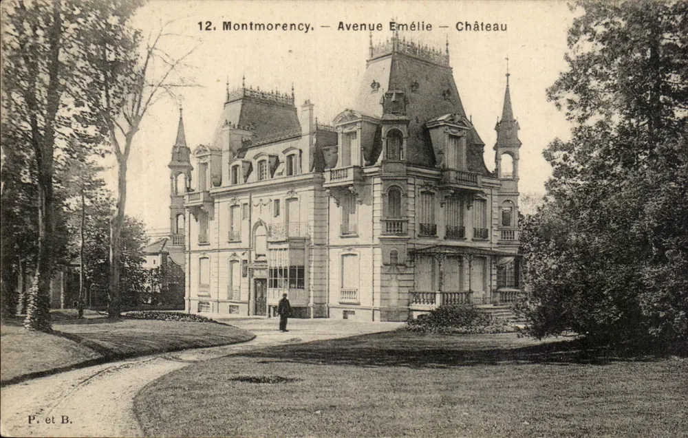 Montmorency — Avenue Emélie — Schloss - Vorderseite