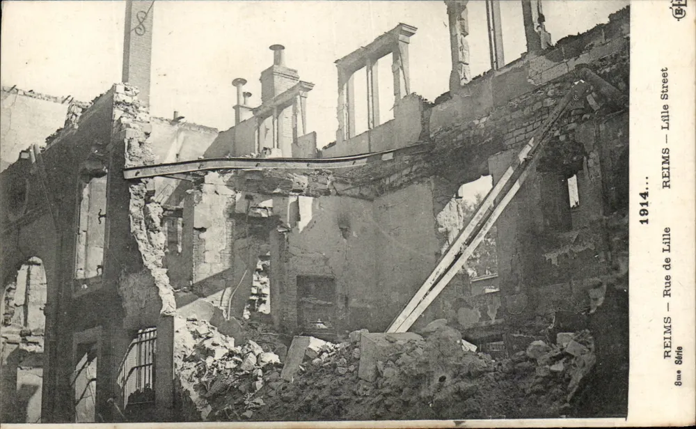 Reims — Rue de Lille — Ruínas após 1914 — 8ª Série - Frente