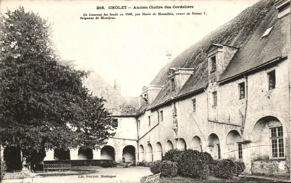 Cholet — Antigo Mosteiro dos Cordeliers — Lib. Potpin, Mortagne - Frente