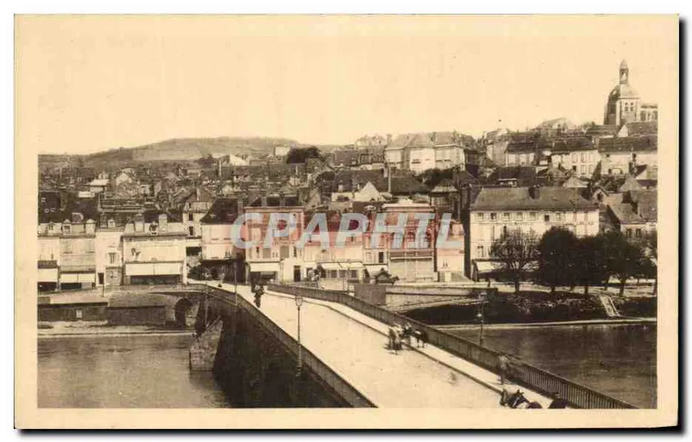 Joigny — Visão Geral tirada do Ponte — Imp. Libr. Hamelin, R. Desbœufs, succ., Joigny - Frente