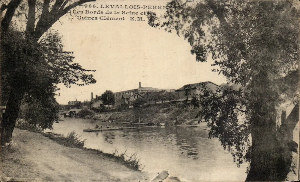Die Ufer der Seine und die Clément-Werke in Levallois-Perret — E.M. n°966 - Vorderseite