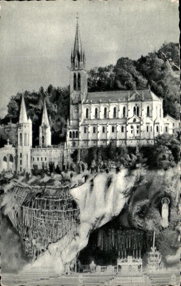 Lourdes — A Gruta e a Basílica — Edições Nîmes-Trennes, n° 322 - Frente