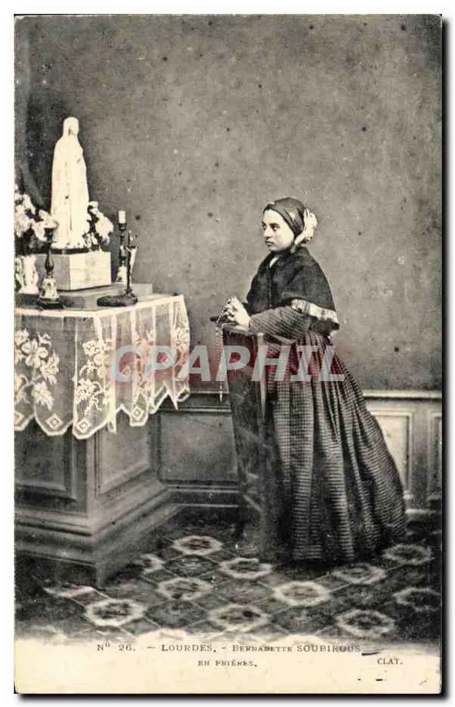 Lourdes - Bernadette Soubirous em oração — Clat, n°26 - Frente