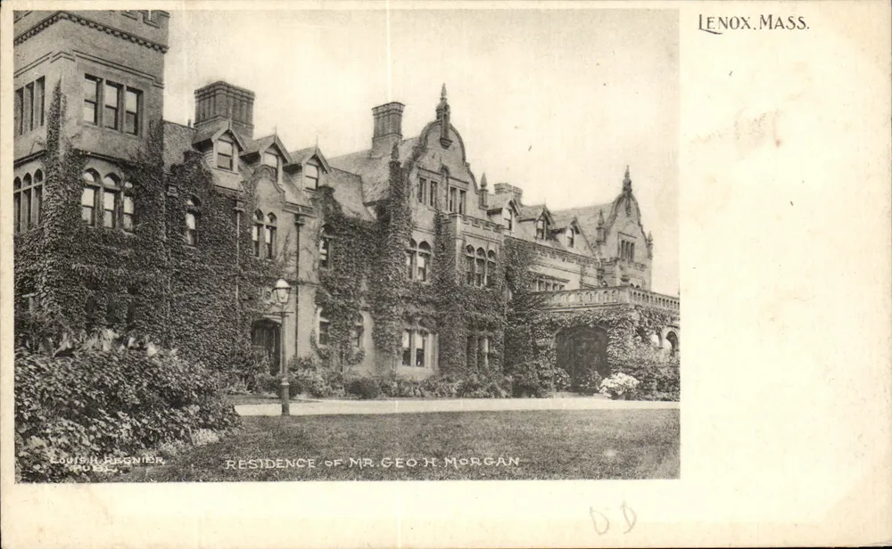Residenz des Herrn Geo H. Morgan — Lenox, Mass. — Louis H. Hennier, Fotograf - Vorderseite