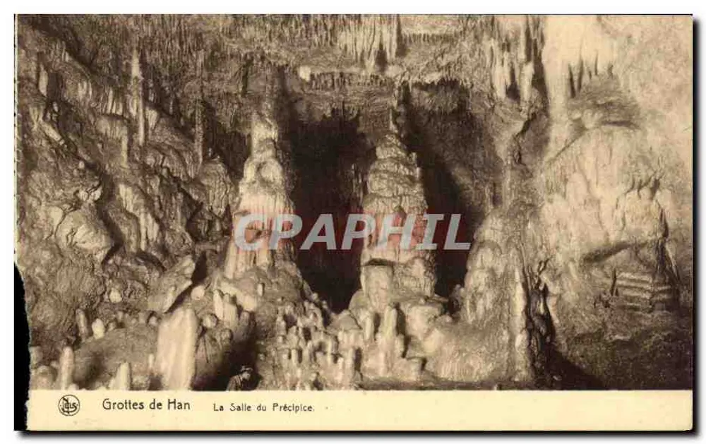 Grutas de Man — Sala do Precipício — S.A. das Grutas de Han-sur-Rochefort - Frente