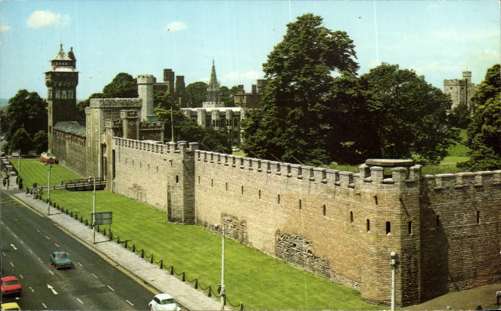 Het Kasteel van Cardiff — panoramische weergave — Colourmaster International CAD 53 - Voorkant