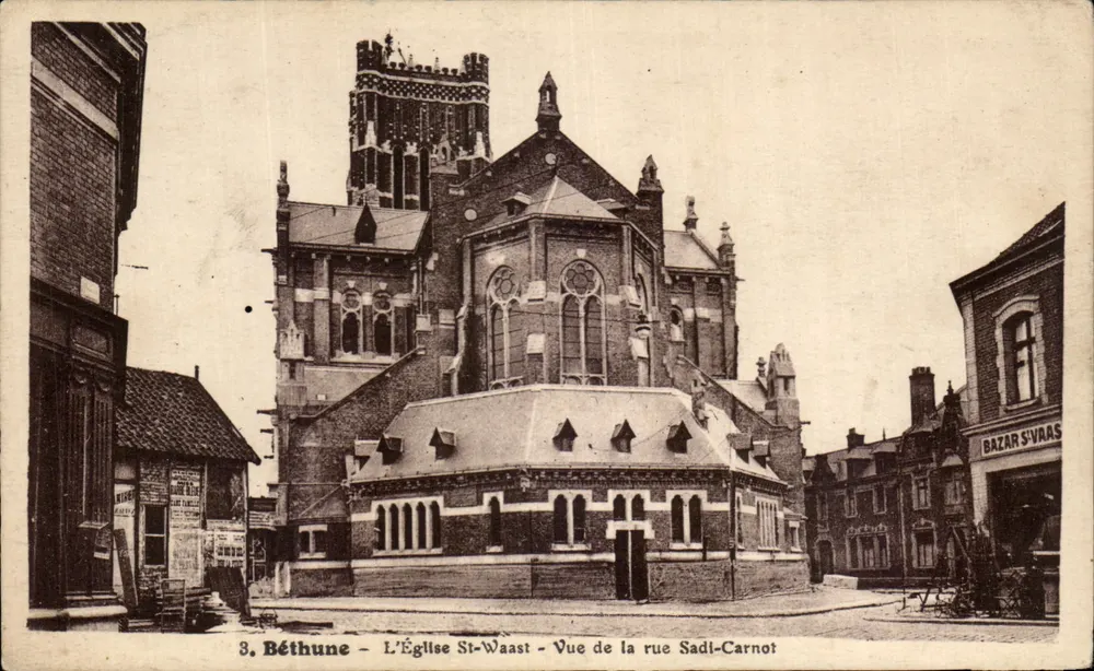 Béthune - Kirche St-Waast - Ansicht der Straße Sadi-Carnot - Vorderseite