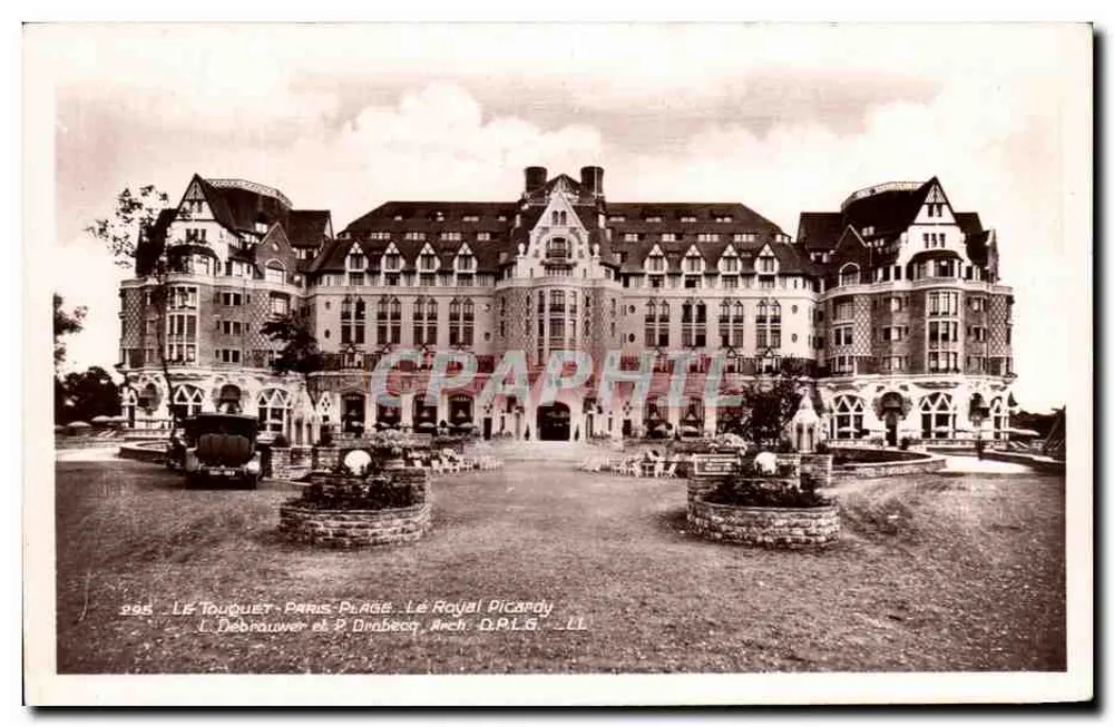 Le Touquet-Paris-Plage - Das Royal Picardy — L. Debrauwer und P. Dnabecq, Arch. D.P.L.G. - Vorderseite