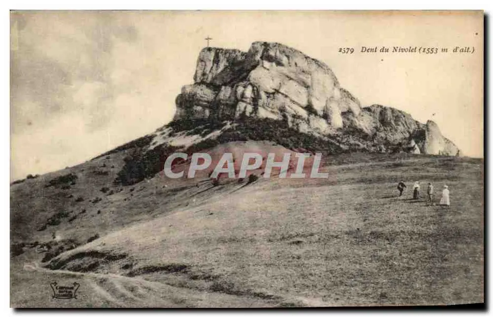 निवोलेट के दांत (1553 मीटर ऊँचाई) — पोस्टकार्ड संख्या 4579 — संपादक 'बी. एल. & सी' (छापकर्ता) - आगे