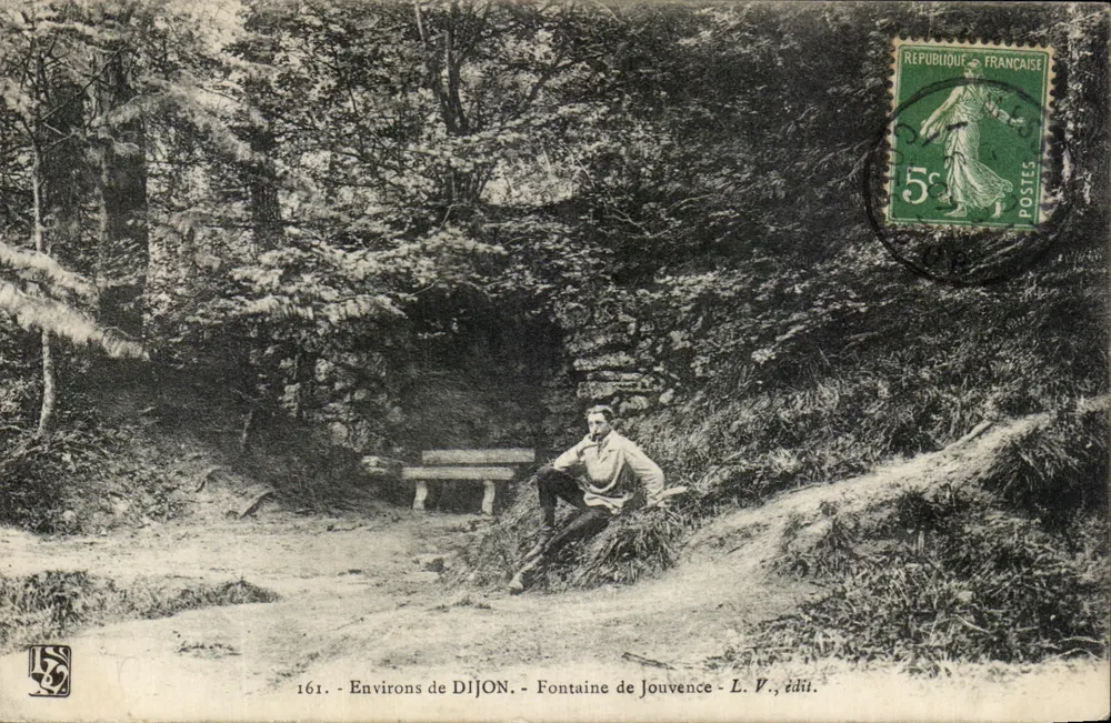 Nas proximidades de DIJON — Fonte de Jouvence — L. V., edição - Frente