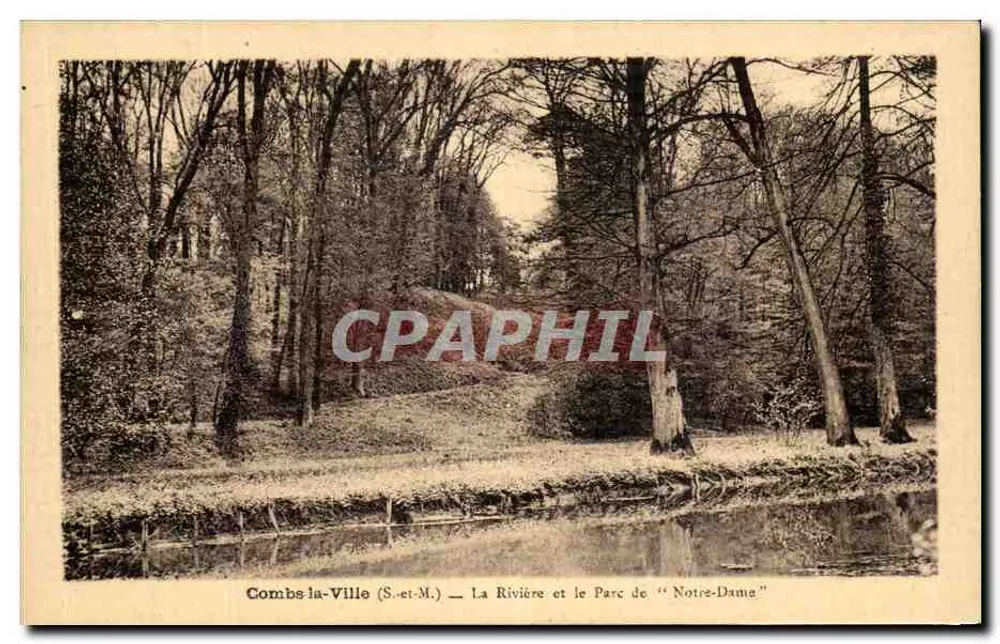 Combs-la-Ville (S.-et-M.) — Der Fluss und der Park von "Notre-Dame" - Vorderseite