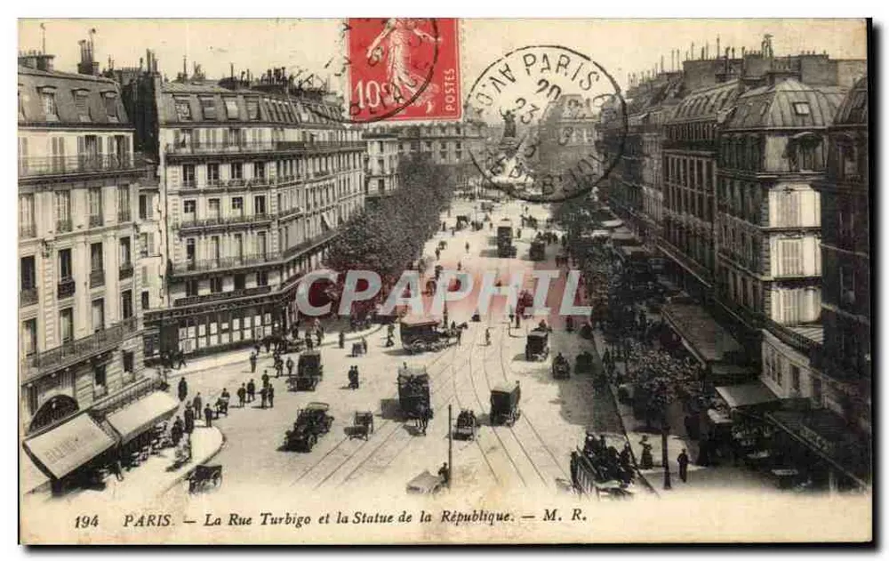 Paris — La Rue Turbigo und die Statue der Republik — M. R. - Vorderseite