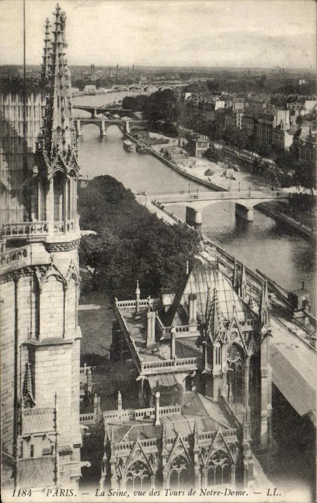 Paris — Die Seine, Ansicht der Türme der Notre-Dame — LL. — n° 1184 - Vorderseite