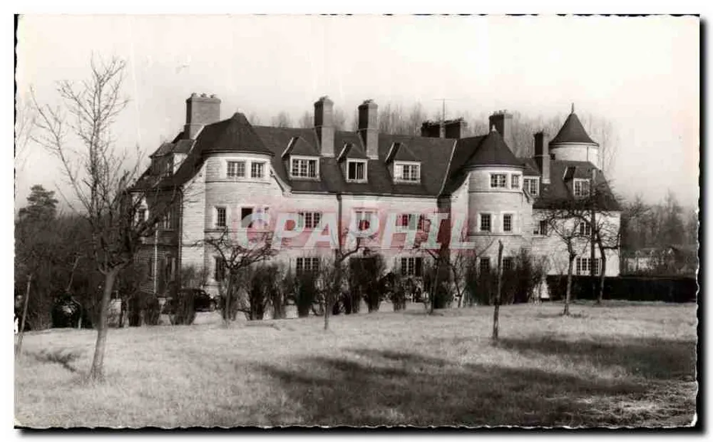 Schloss Bazincourt — Funktionelle Reha-Klinik — Photo Michallet, Les Mureaux - Vorderseite