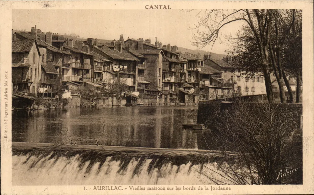 Aurillac - Alte Häuser am Ufer der Jordanne — Adrien Malroux Heliogravur-Ausgabe - Vorderseite