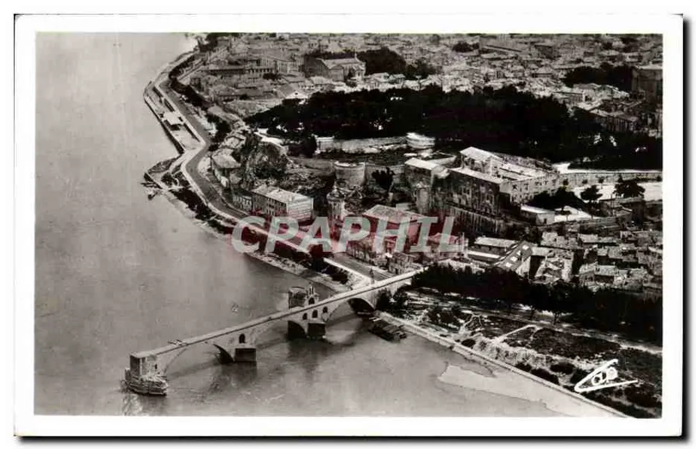 Avignon - Le Pont Saint-Bénézet, vue prise en avion — Réalisation P. Steinbourg - Recto