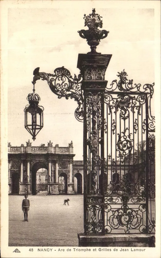 NANCY - Arco do Triunfo e Grades de Jean Lamour — editor Alsaçienne des Arts Plastomécaniques, Strasbourg - Frente