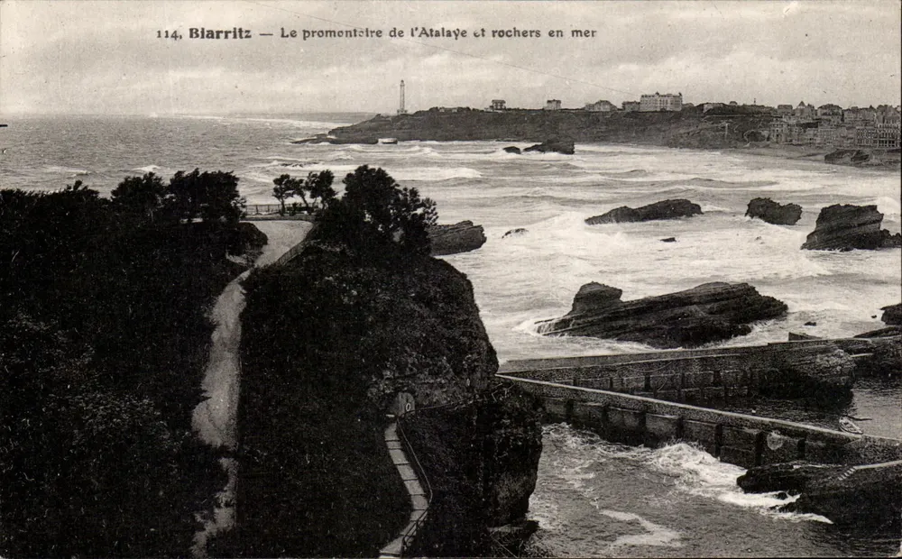 Biarritz — Der Felsen von l'Atalaye und Felsen am Meer — L. Jugand, Verlag, Biarritz, Nr. 114 - Vorderseite