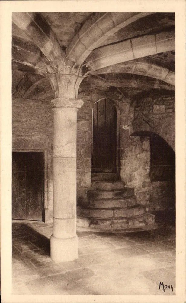 Caverna abobadada e escada — no interior da Casa Renascentista (1550) — Impressões d'Art Mona, Paris - Frente