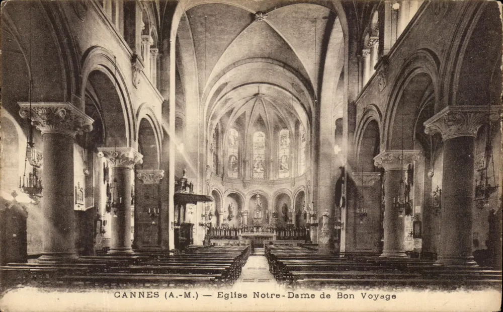 CANNES (A.-M.) — Kirche Notre-Dame de Bon Voyage - Vorderseite
