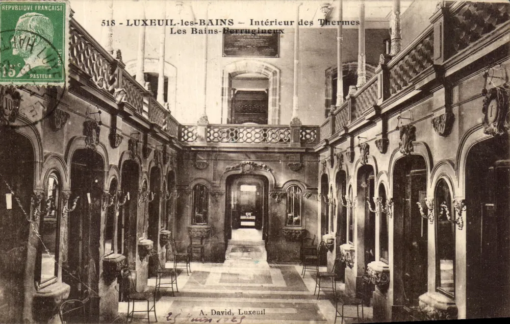LUXEUIL-les-BAINS — Innenraum der Thermalbäder — Die Eisenbäder — A. David, Luxeuil - Vorderseite