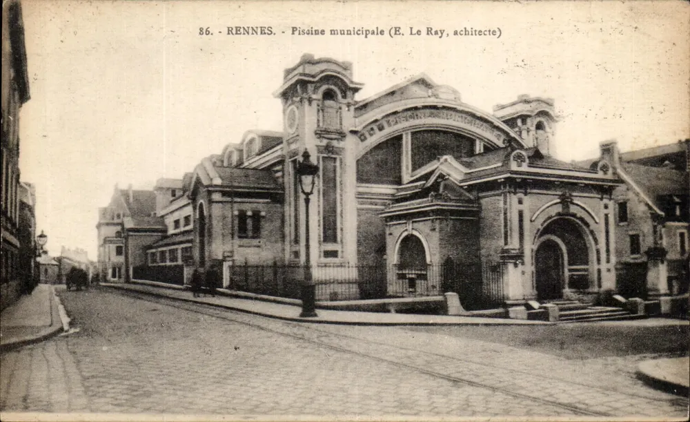 Rennes - Miejska basen (E. Le Ray, architekt) - Awers