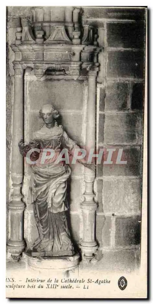 Innenansicht der Kathedrale Saint Agatha — Holzschnitzerei aus dem 13. Jahrhundert — INS - Vorderseite