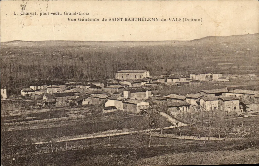 Saint-Barthélemy-de-Vals (Drôme) — Vista Geral — L. Charvat, fotografia-edição. Grand-Croix - Frente