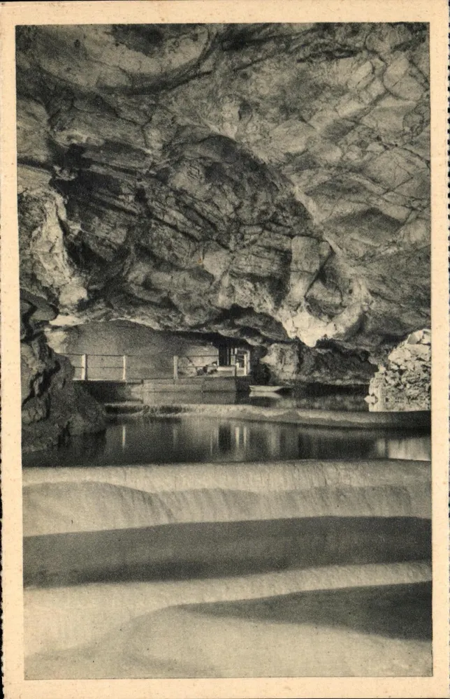 Gruta de Padirac — Vista interna com lago e ponte — Edições J. Verrière, Padirac - Frente