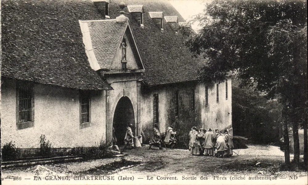 La Grande Chartreuse — Il Convento. Uscita dei Padri — cliché autentico — ND - Recto