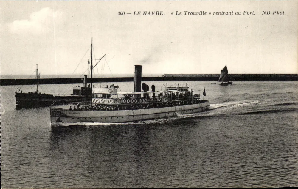 Le Havre — « Le Trouville » kehrt zum Hafen zurück — ND Phot. n°300 - Vorderseite
