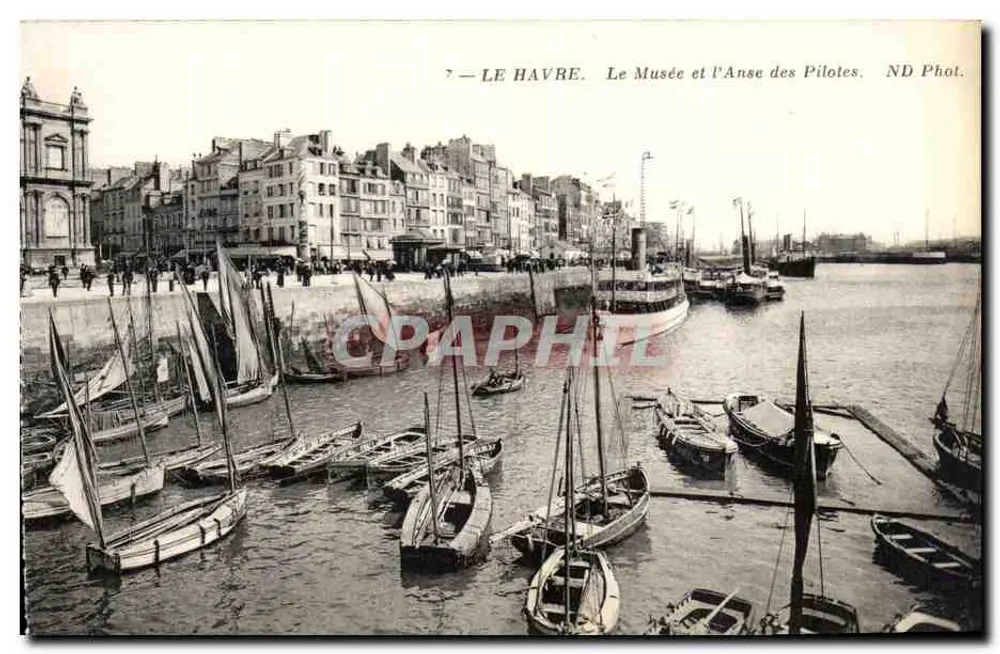Le Havre — Das Museum und Anse des Pilotes — ND Fotografie - Vorderseite