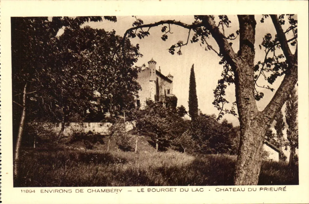 Arredores de Chambéry — Le Bourget du Lac — Castelo do Priorado - Frente