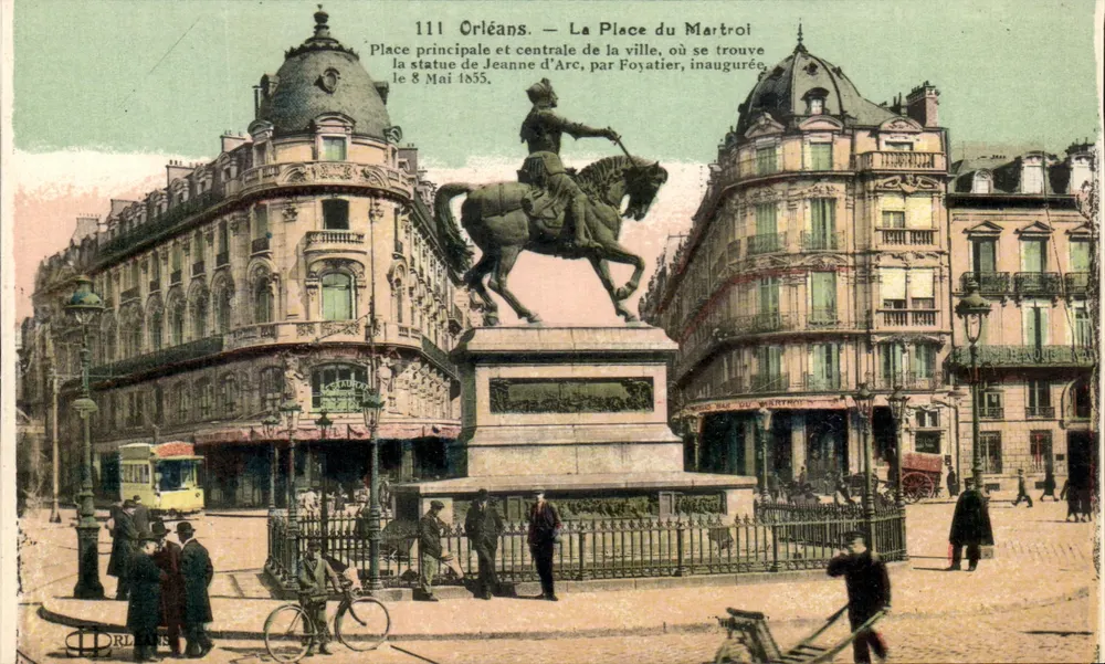Orléans — La Place du Martroi — Verlag Lanormand - Vorderseite