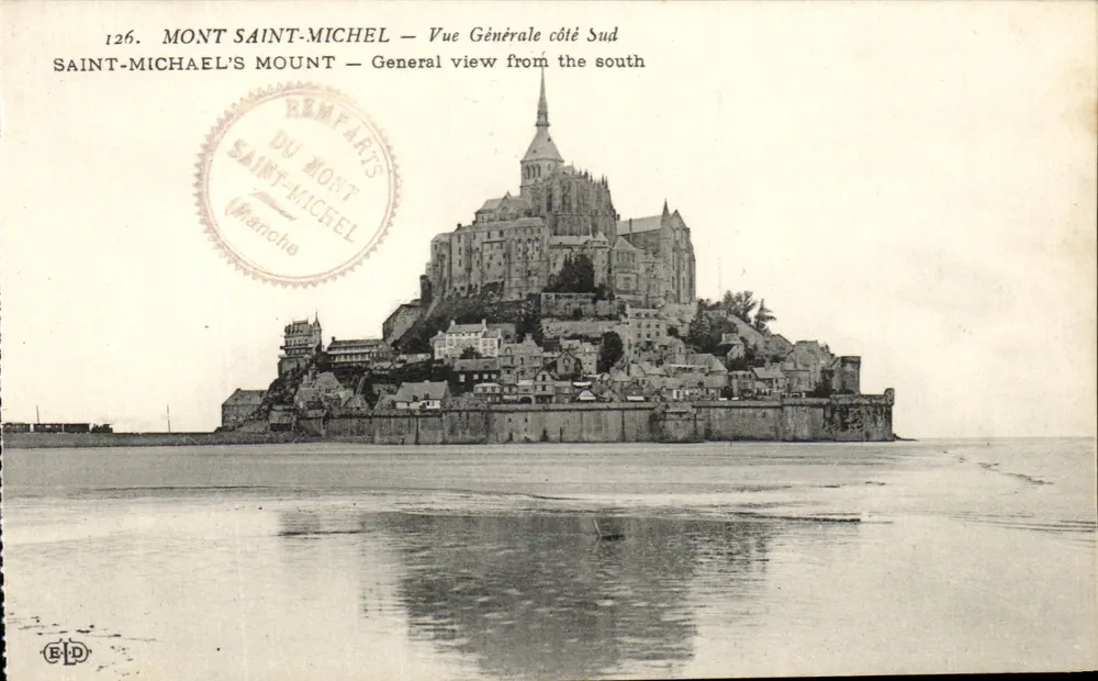 Mont Saint-Michel — Allgemeiner Blick von Süden — Mauern des Mont Saint-Michel - Vorderseite