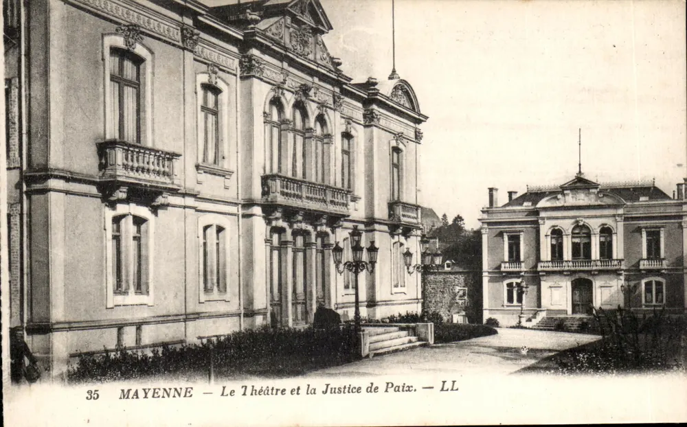 Mayenne — Das Theater und die Friedensgericht — LL - Vorderseite