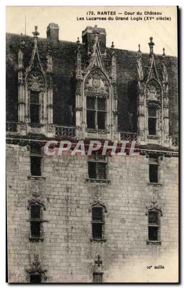 NANTES — Cour du Château — Les Lucarnes du Grand Logis (15. Jahrhundert) - Vorderseite